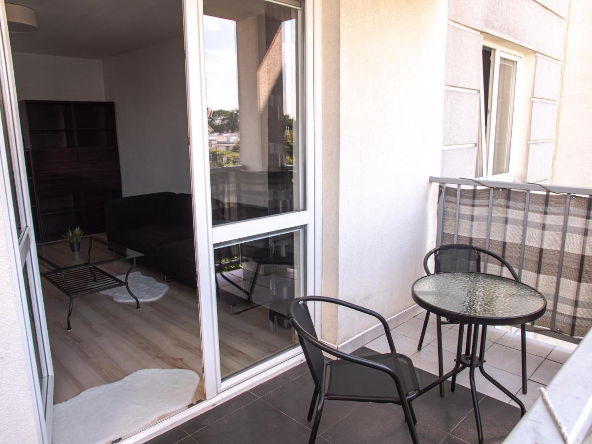 Sdh 2 Radzymin Comfortable Apartment Near Warsaw Экстерьер фото